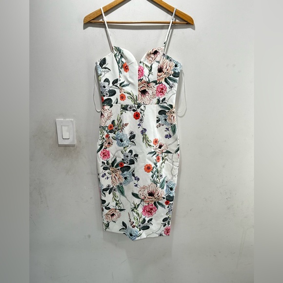 Talulah Melrose floral print midi dress - Picture 2 of 4
